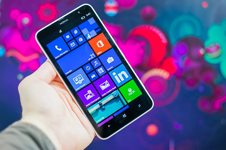Nokia Lumia 1320 (13).jpg